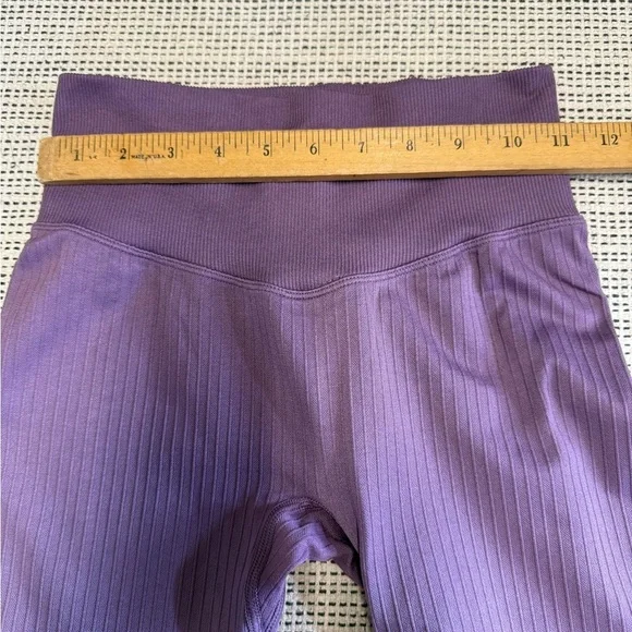 VS PINK Active Ribbed Ombré Leggings - Picture 2 of 7